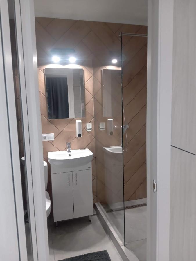 Pure Apartments Vip 4 Lviv Exterior photo